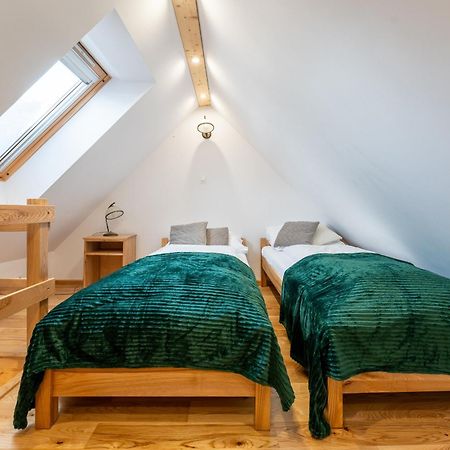 Appartamento Dom Krawca - Pod Chojnikiem Jelenia Góra Esterno foto