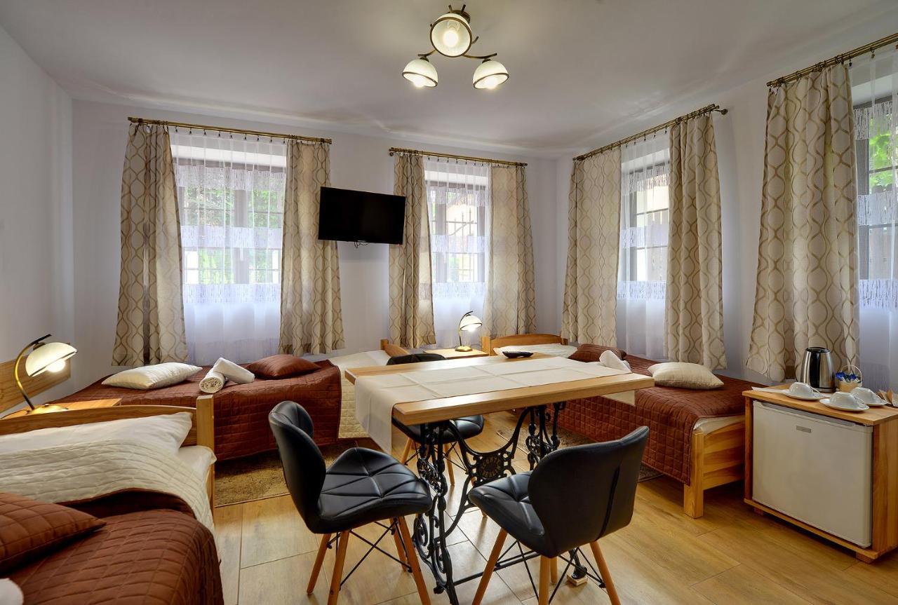 Appartamento Dom Krawca - Pod Chojnikiem Jelenia Góra Esterno foto