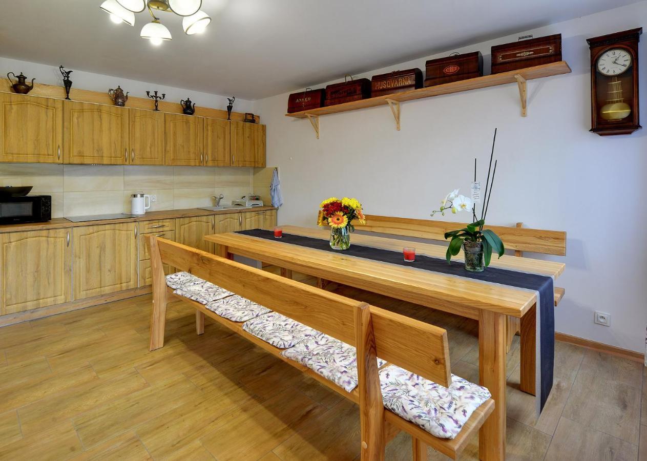 Appartamento Dom Krawca - Pod Chojnikiem Jelenia Góra Esterno foto