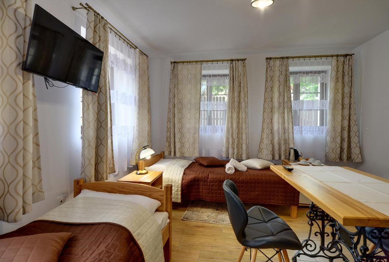 Appartamento Dom Krawca - Pod Chojnikiem Jelenia Góra Esterno foto