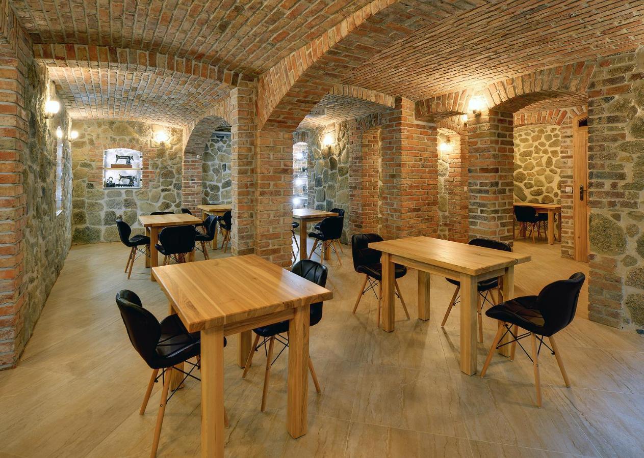 Appartamento Dom Krawca - Pod Chojnikiem Jelenia Góra Esterno foto