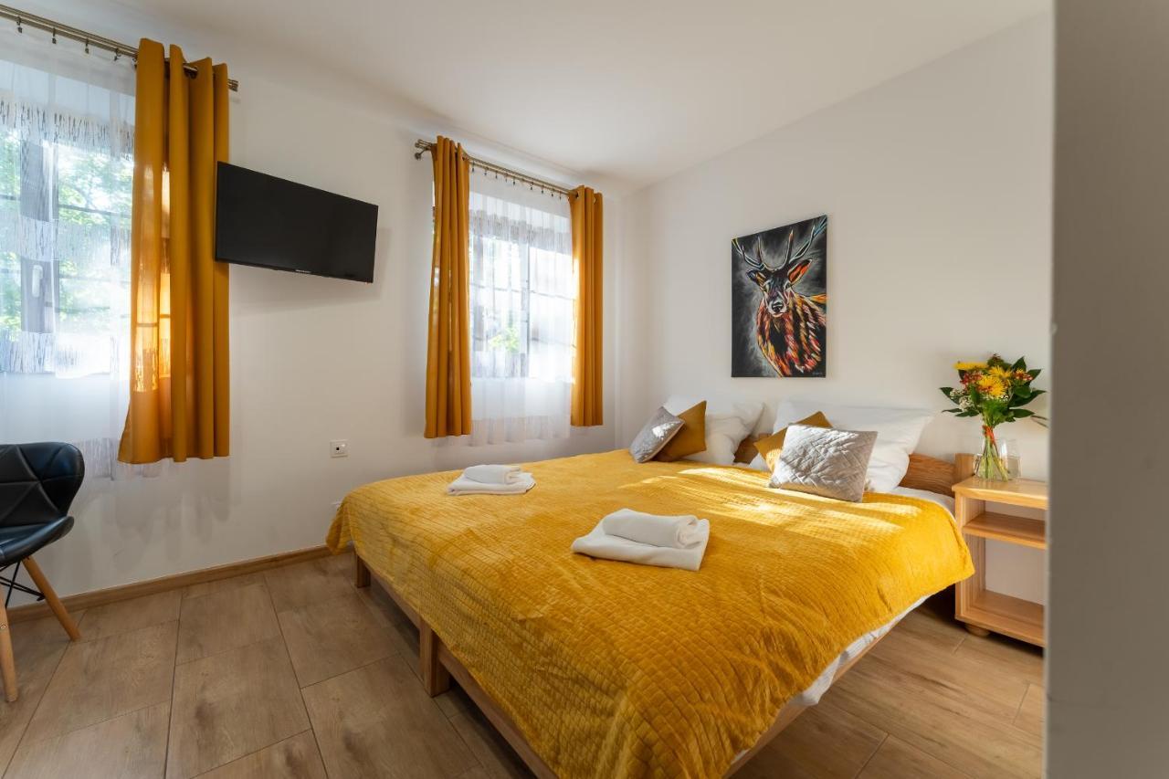 Appartamento Dom Krawca - Pod Chojnikiem Jelenia Góra Esterno foto