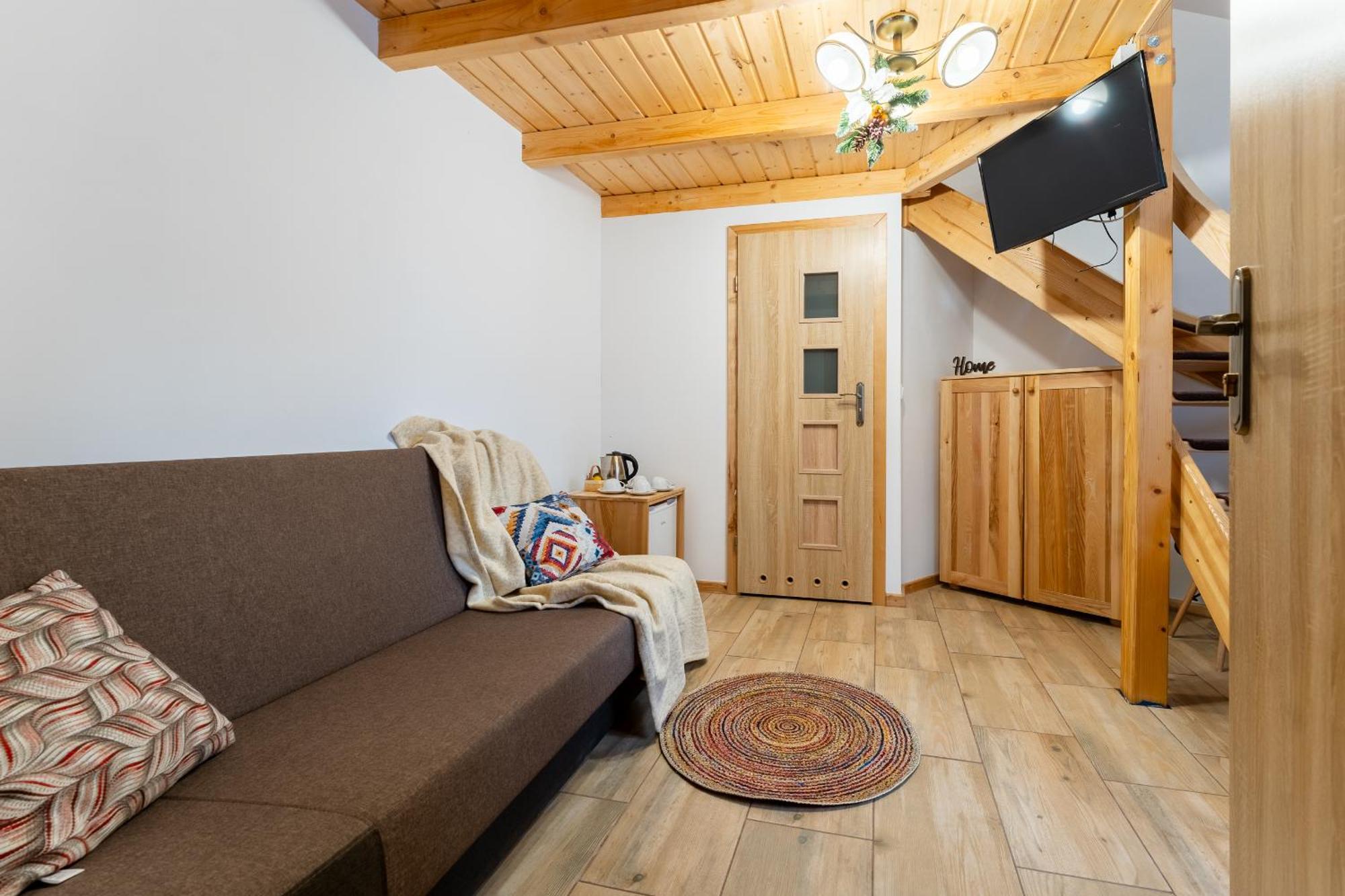 Appartamento Dom Krawca - Pod Chojnikiem Jelenia Góra Esterno foto