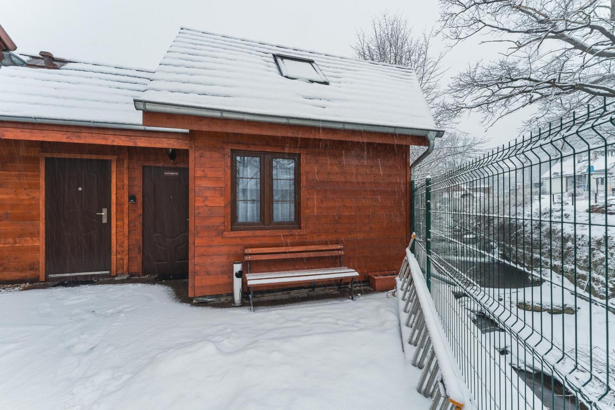 Appartamento Dom Krawca - Pod Chojnikiem Jelenia Góra Esterno foto