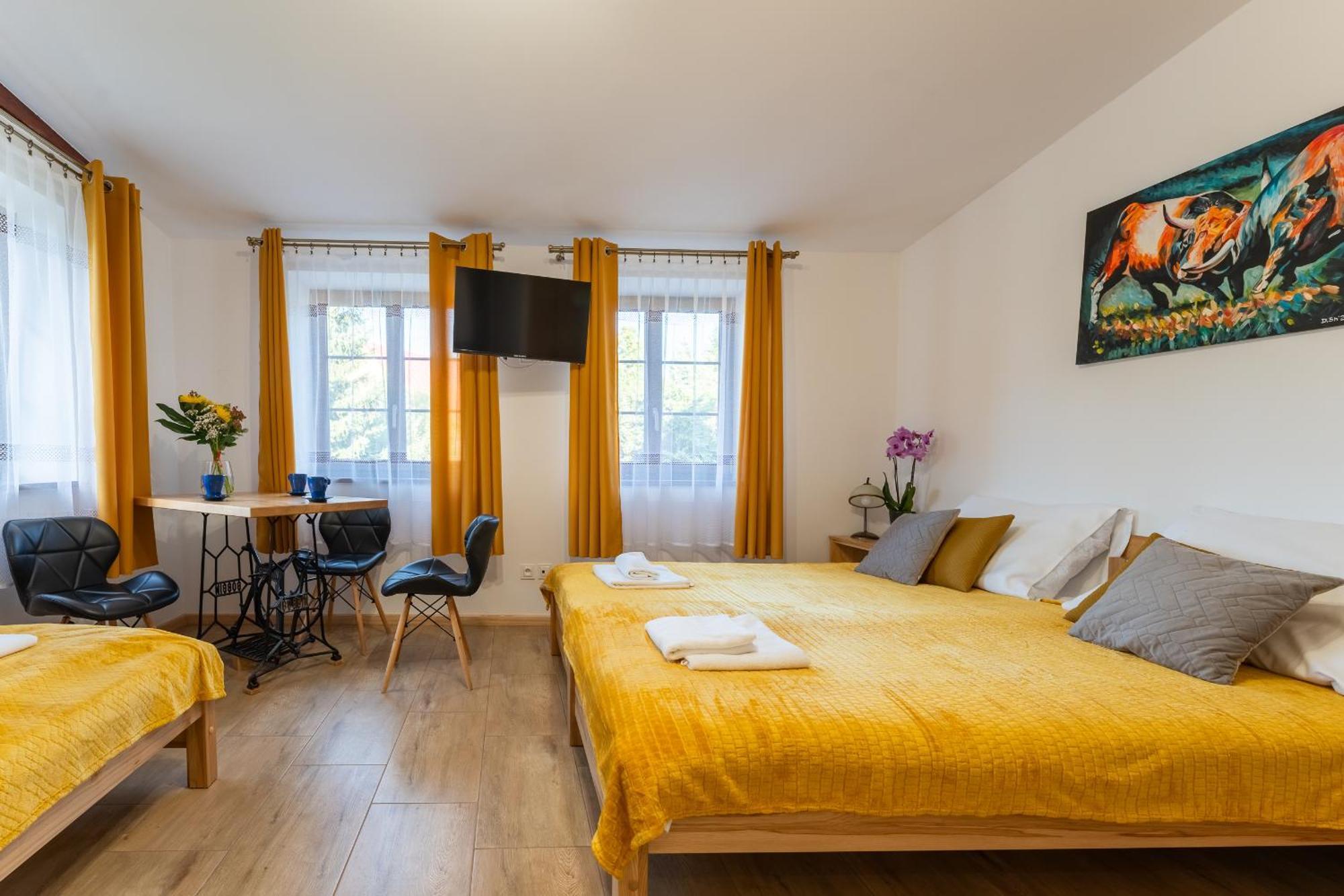 Appartamento Dom Krawca - Pod Chojnikiem Jelenia Góra Esterno foto